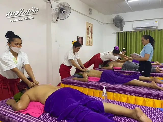 Thai massage for health 150-hour course at Michael Thai Massage School